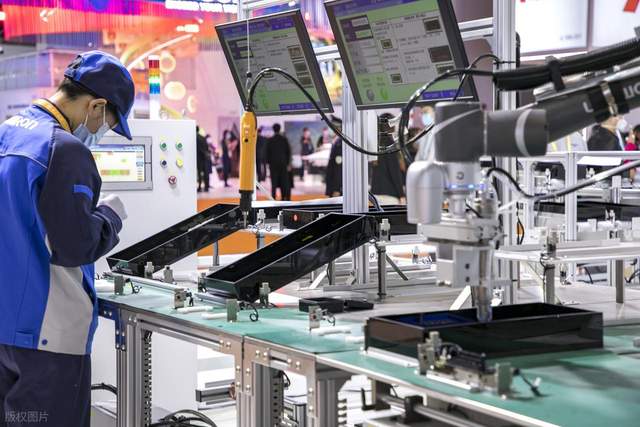 如何选择适合的制造业排班系统?